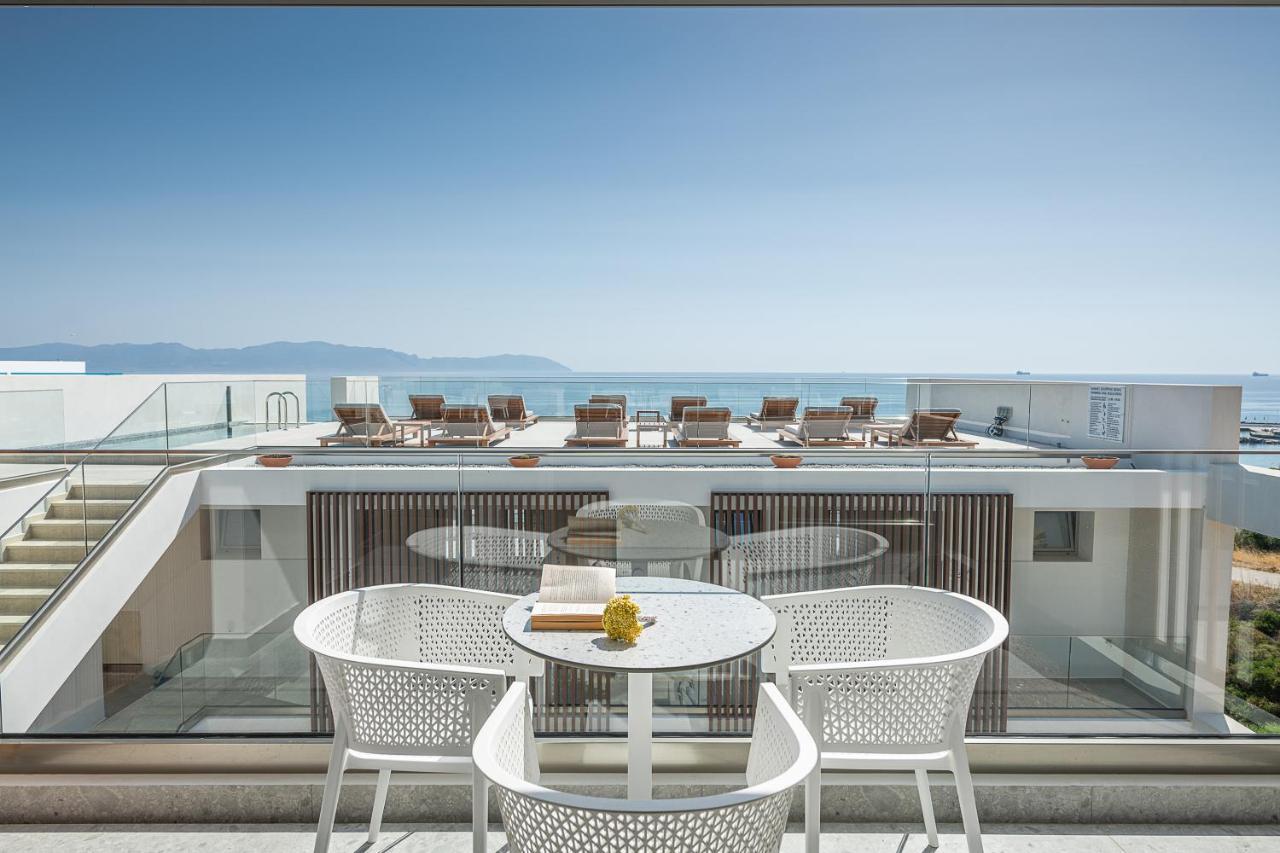 โรแมนติกา โฮเต็ล แอนด์ อพาร์ทเม้นส์ Aparthotel Agia Pelagia  ภายนอก รูปภาพ