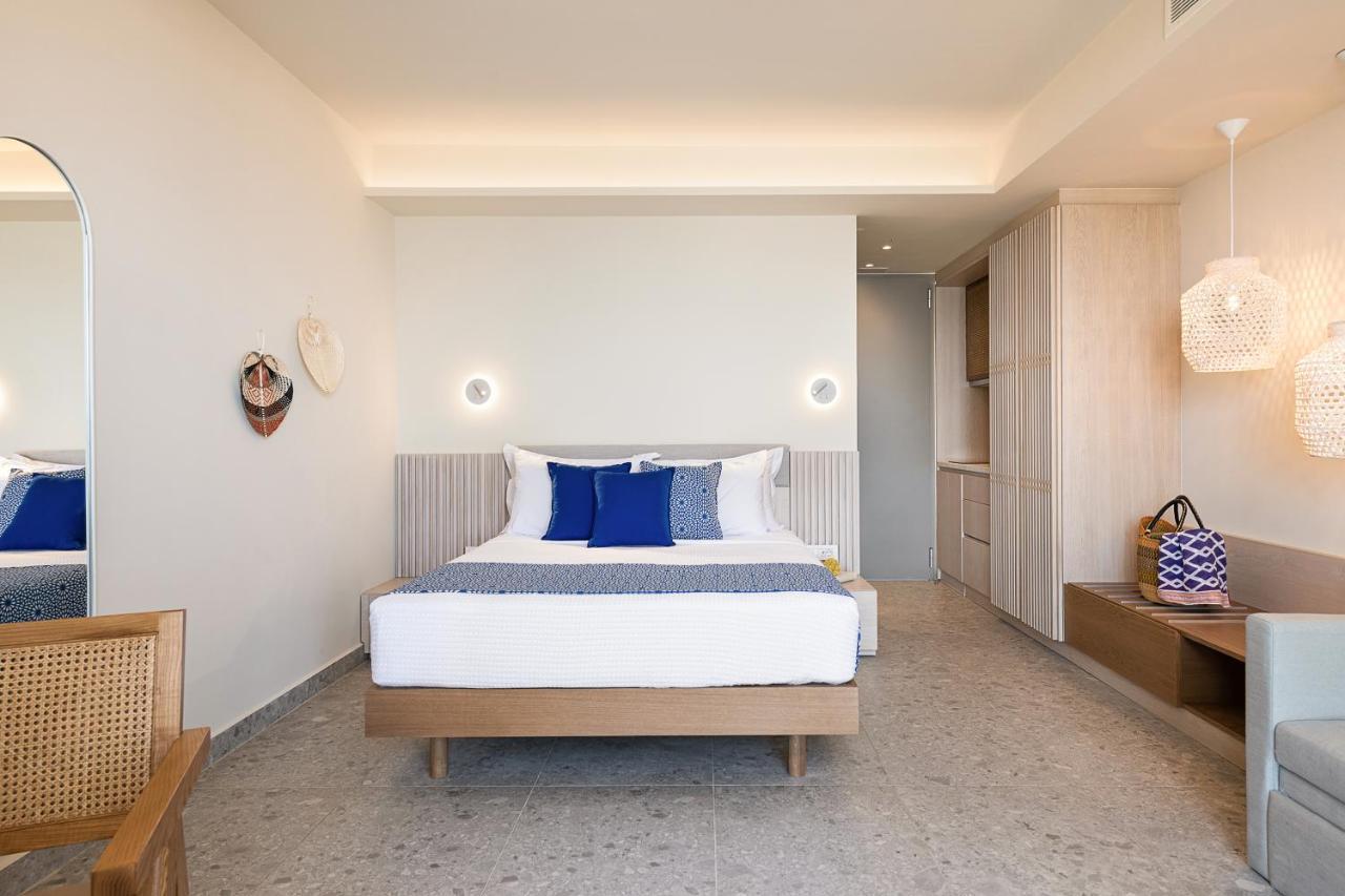 โรแมนติกา โฮเต็ล แอนด์ อพาร์ทเม้นส์ Aparthotel Agia Pelagia  ภายนอก รูปภาพ