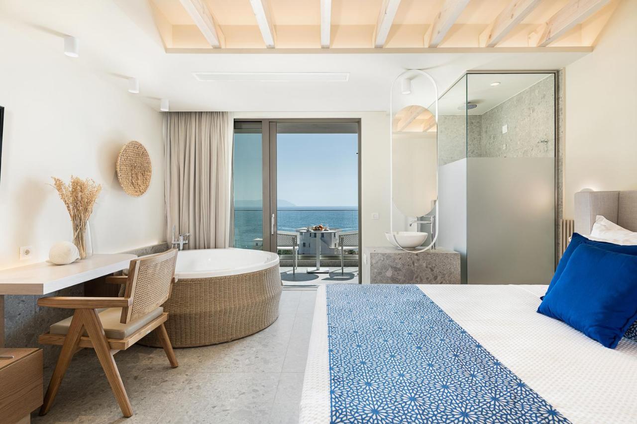 โรแมนติกา โฮเต็ล แอนด์ อพาร์ทเม้นส์ Aparthotel Agia Pelagia  ภายนอก รูปภาพ