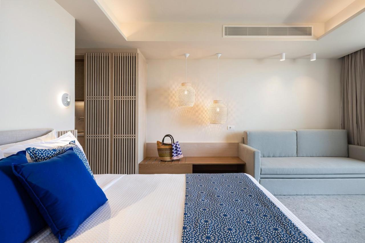โรแมนติกา โฮเต็ล แอนด์ อพาร์ทเม้นส์ Aparthotel Agia Pelagia  ภายนอก รูปภาพ
