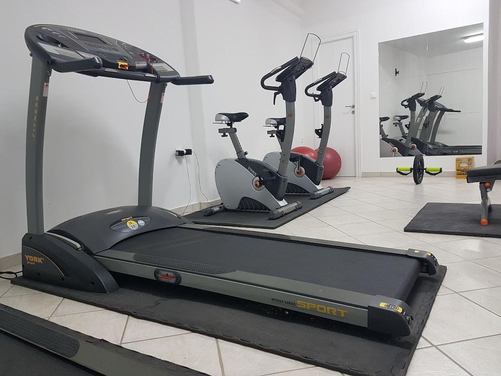 โรแมนติกา โฮเต็ล แอนด์ อพาร์ทเม้นส์ Aparthotel Agia Pelagia  ภายนอก รูปภาพ